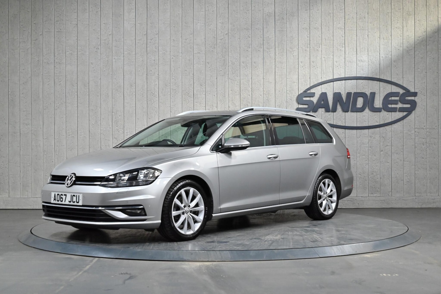 Used Volkswagen Golf 2017 for sale - 77586661: Photo 8