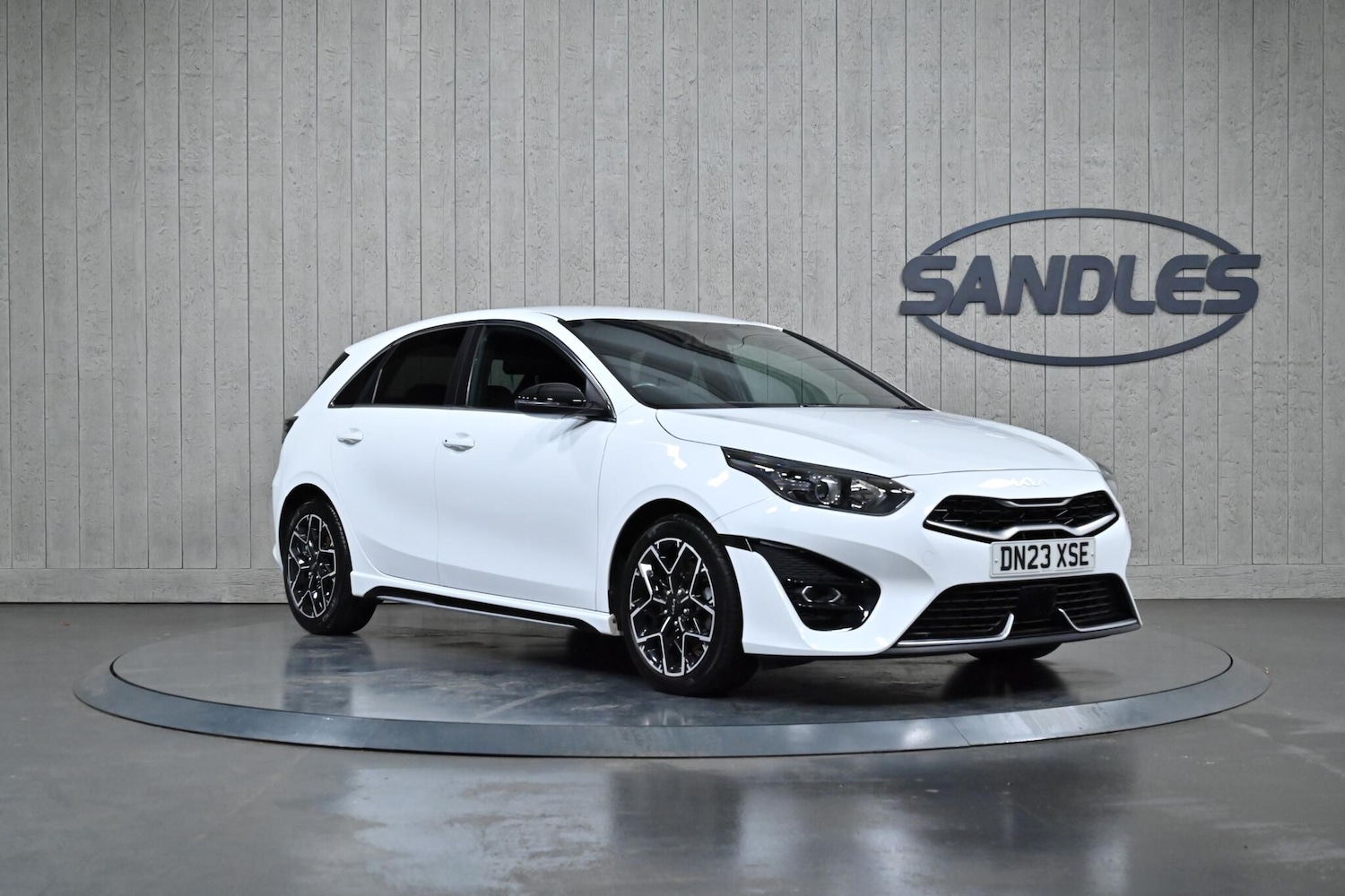 Used Kia Ceed 2023 for sale - 76997408: Photo 1