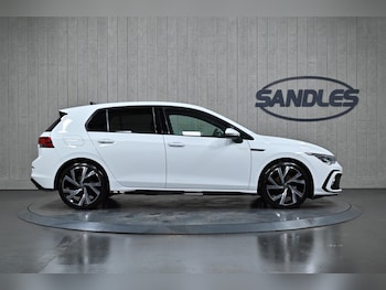 Used Volkswagen Golf 2024 for sale - 77109827: Photo