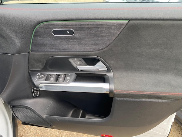 Used Mercedes-Benz EQB 2023 for sale - 73694196: Photo 47