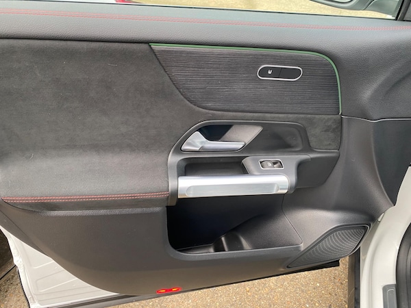 Used Mercedes-Benz EQB 2023 for sale - 73694196: Photo 49