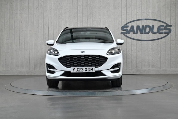 Used Ford Kuga 2023 for sale - 75102643: Photo 2