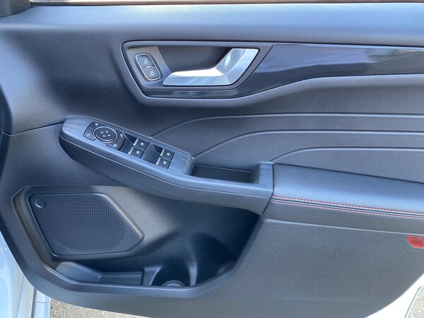 Used Ford Kuga 2023 for sale - 75102643: Photo 54
