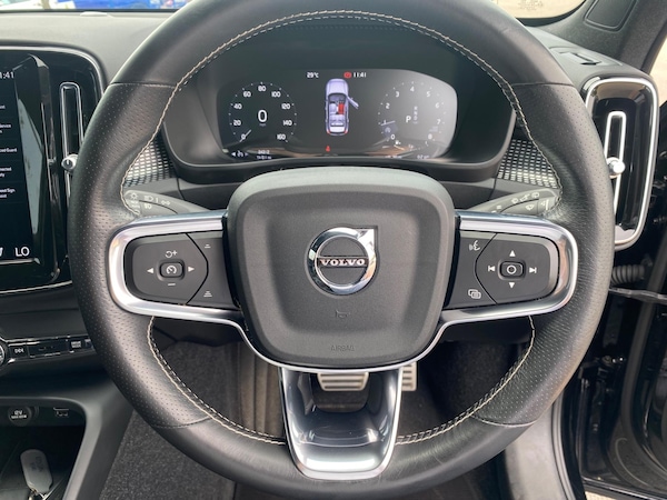 Used Volvo XC40 2021 for sale - 74934582: Photo 41