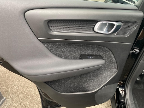 Used Volvo XC40 2021 for sale - 74934582: Photo 49