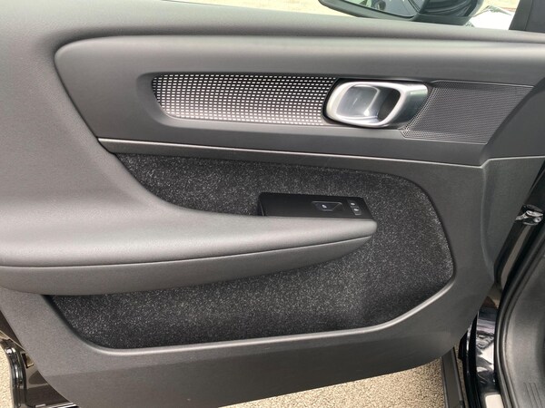 Used Volvo XC40 2021 for sale - 74934582: Photo 50