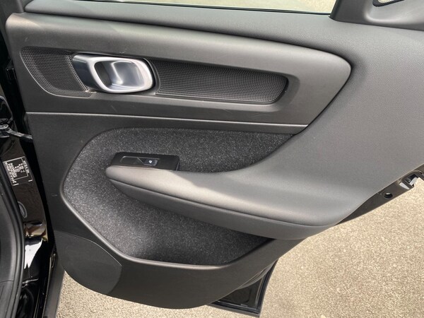Used Volvo XC40 2021 for sale - 74934582: Photo 51