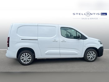 Used Citroen Berlingo 2024 for sale - 75247981: Photo