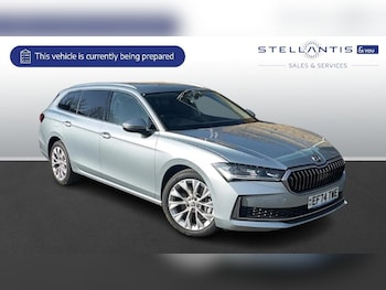 Used Skoda Superb 2025 for sale - 77672528: Photo