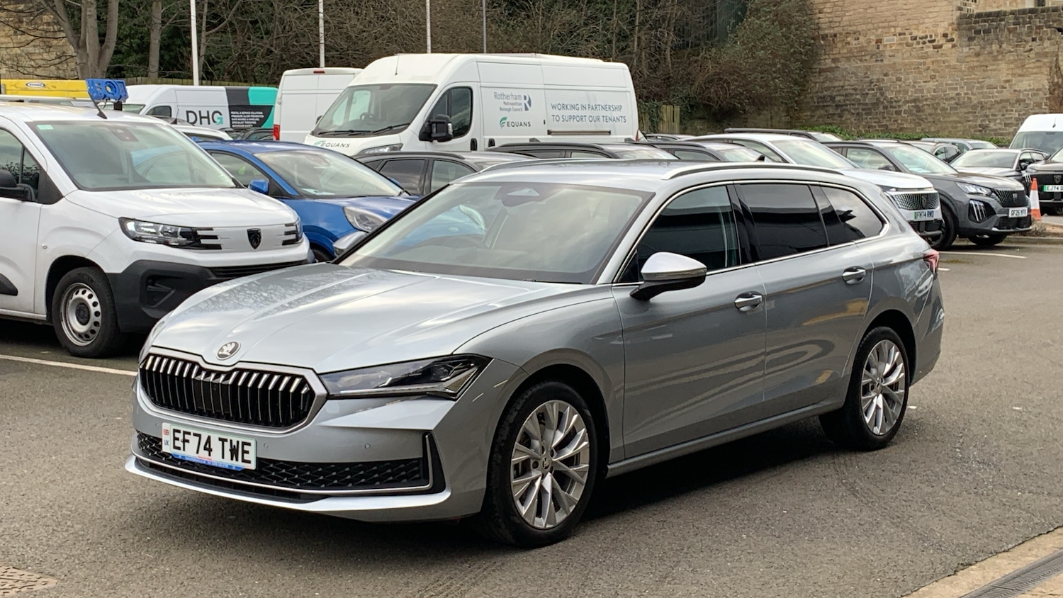 Used Skoda Superb 2025 for sale - 77672528: Photo 7