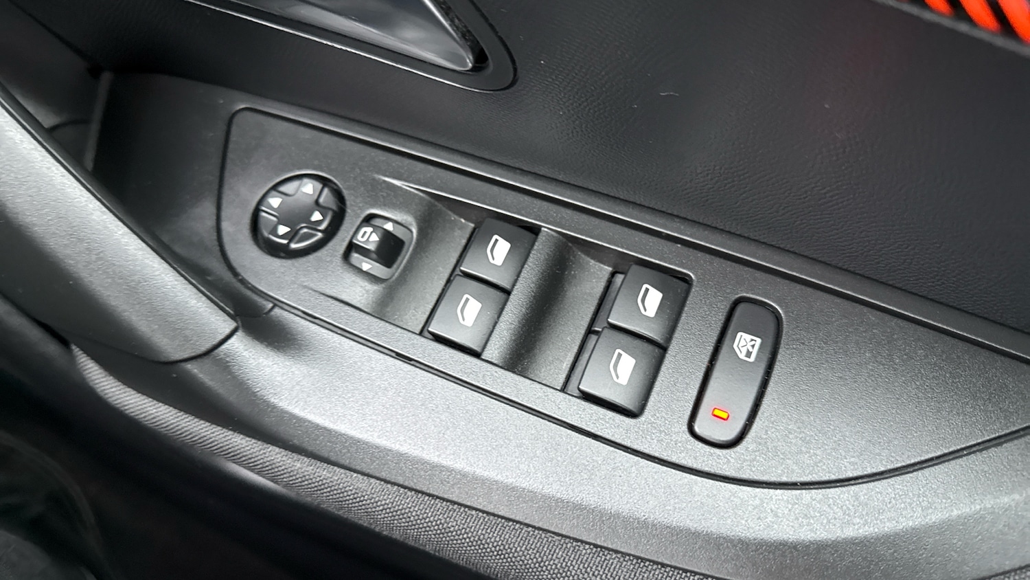 Used Peugeot 2008 2022 for sale - 76123579: Photo 22