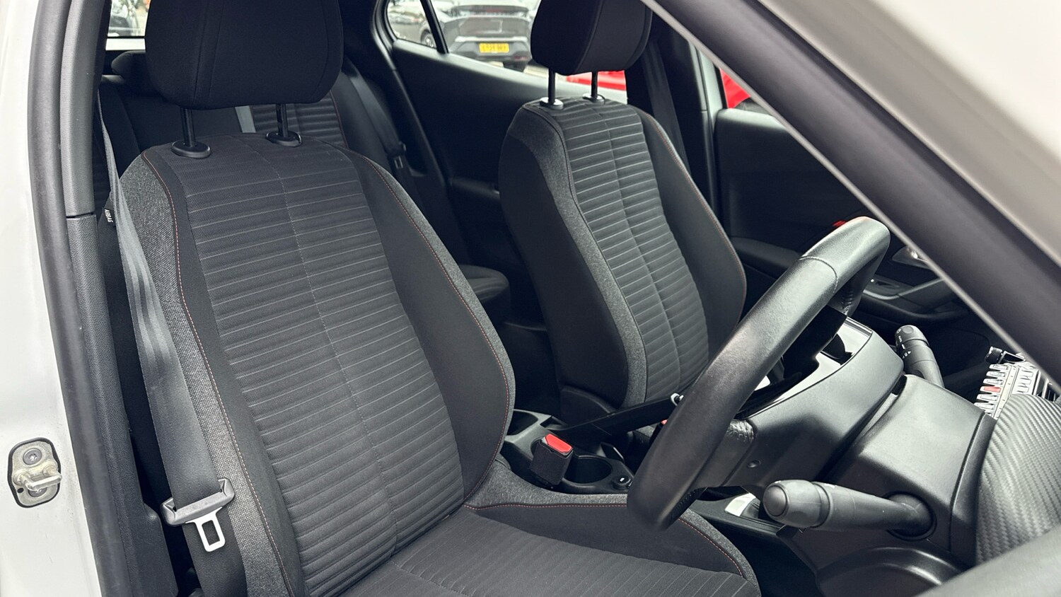 Used Peugeot 2008 2022 for sale - 76123579: Photo 37