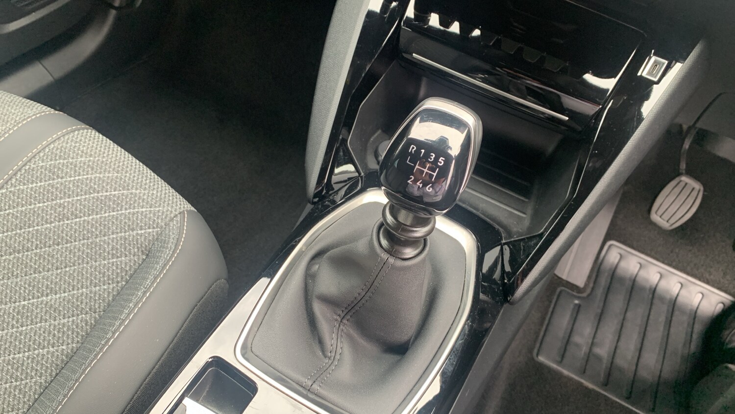 Used Peugeot 2008 2025 for sale - 75840821: Photo 20