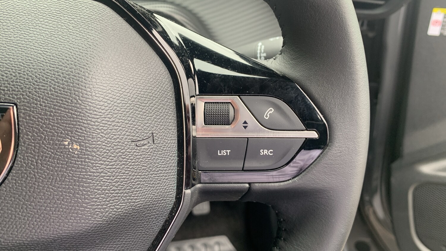 Used Peugeot 2008 2025 for sale - 75840821: Photo 24