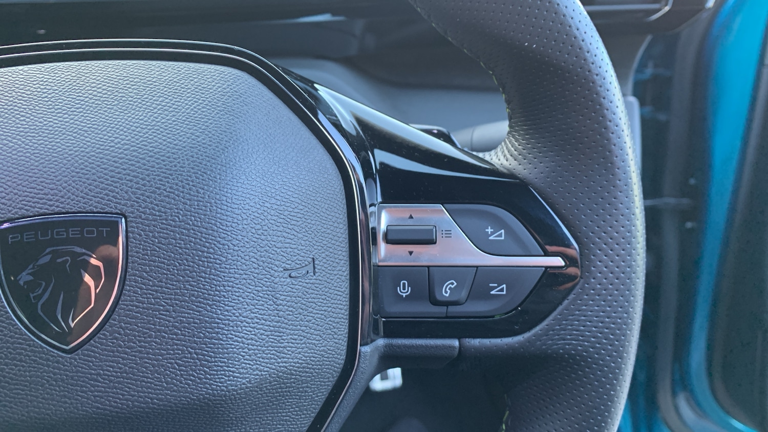 Used Peugeot 408 2024 for sale - 76574383: Photo 25