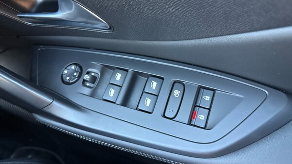 Used Peugeot 308 SW 2023 for sale - 76086022: Photo 22