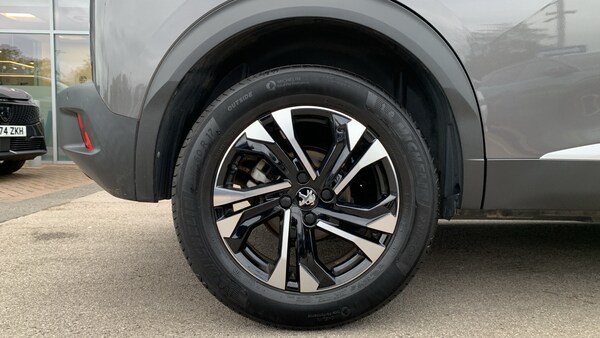 Used Peugeot 2008 2021 for sale - 76139400: Photo 15