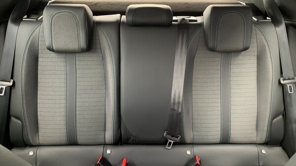 Used Peugeot 2008 2021 for sale - 76139400: Photo 25