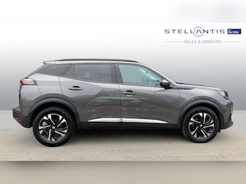 Used Peugeot 2008 2021 for sale - 76139400: Photo 2