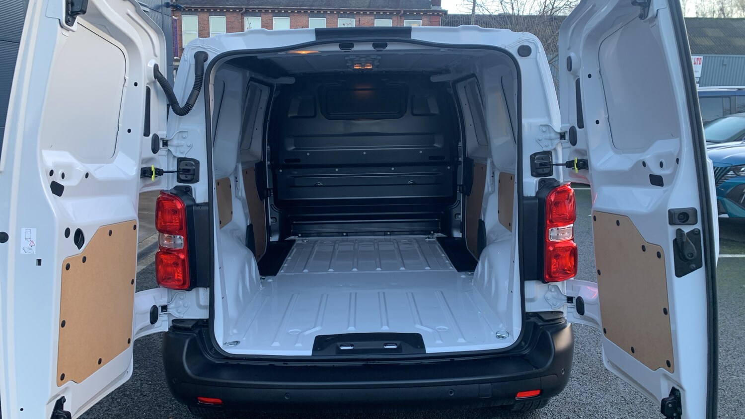 Used Citroen Dispatch 2024 for sale - 76702965: Photo 20