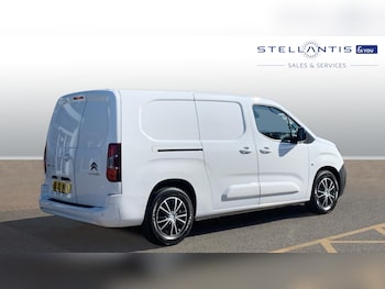Used Citroen Berlingo 2022 for sale - 75402997: Photo