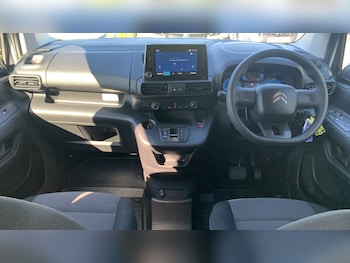 Used Citroen Berlingo 2022 for sale - 75402997: Photo