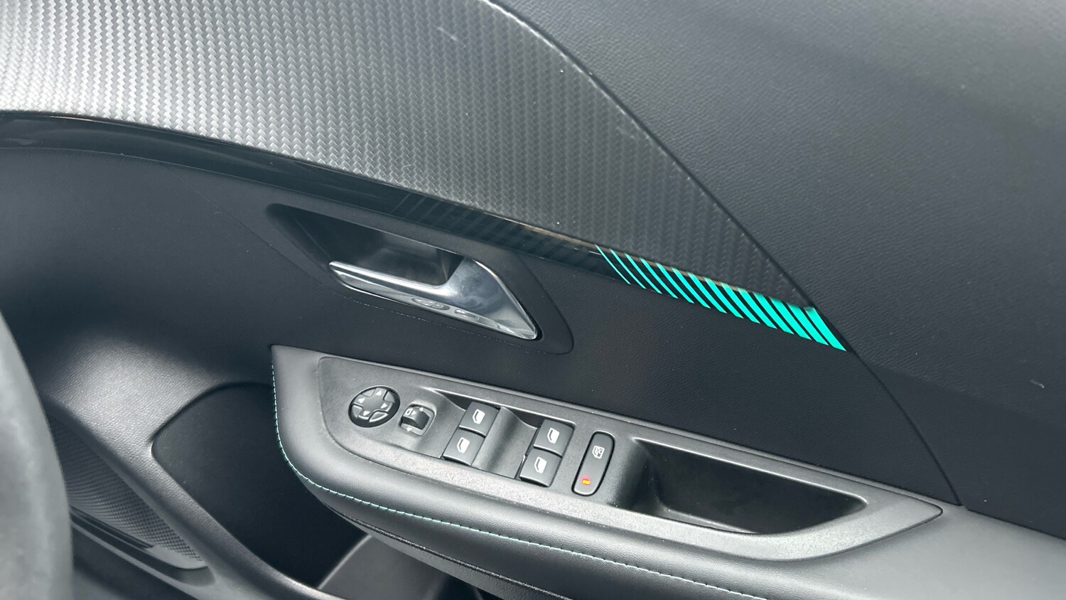 Used Peugeot 208 2022 for sale - 77388249: Photo 22