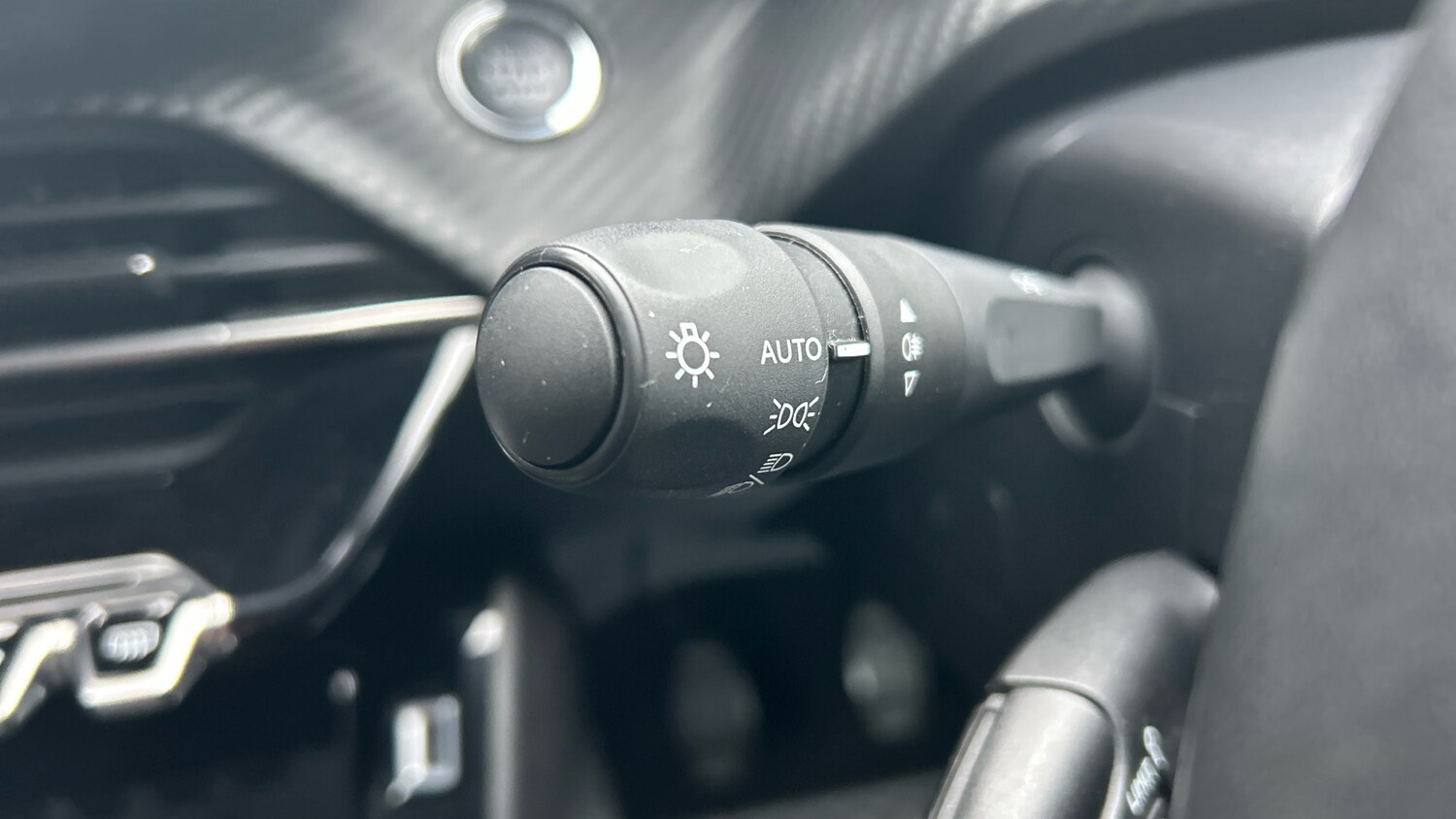 Used Peugeot 208 2022 for sale - 77388249: Photo 27