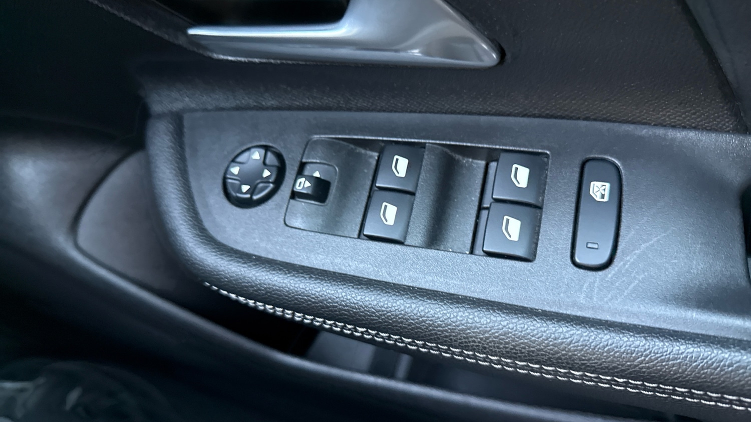 Used Vauxhall Mokka Electric 2021 for sale - 77659656: Photo 22