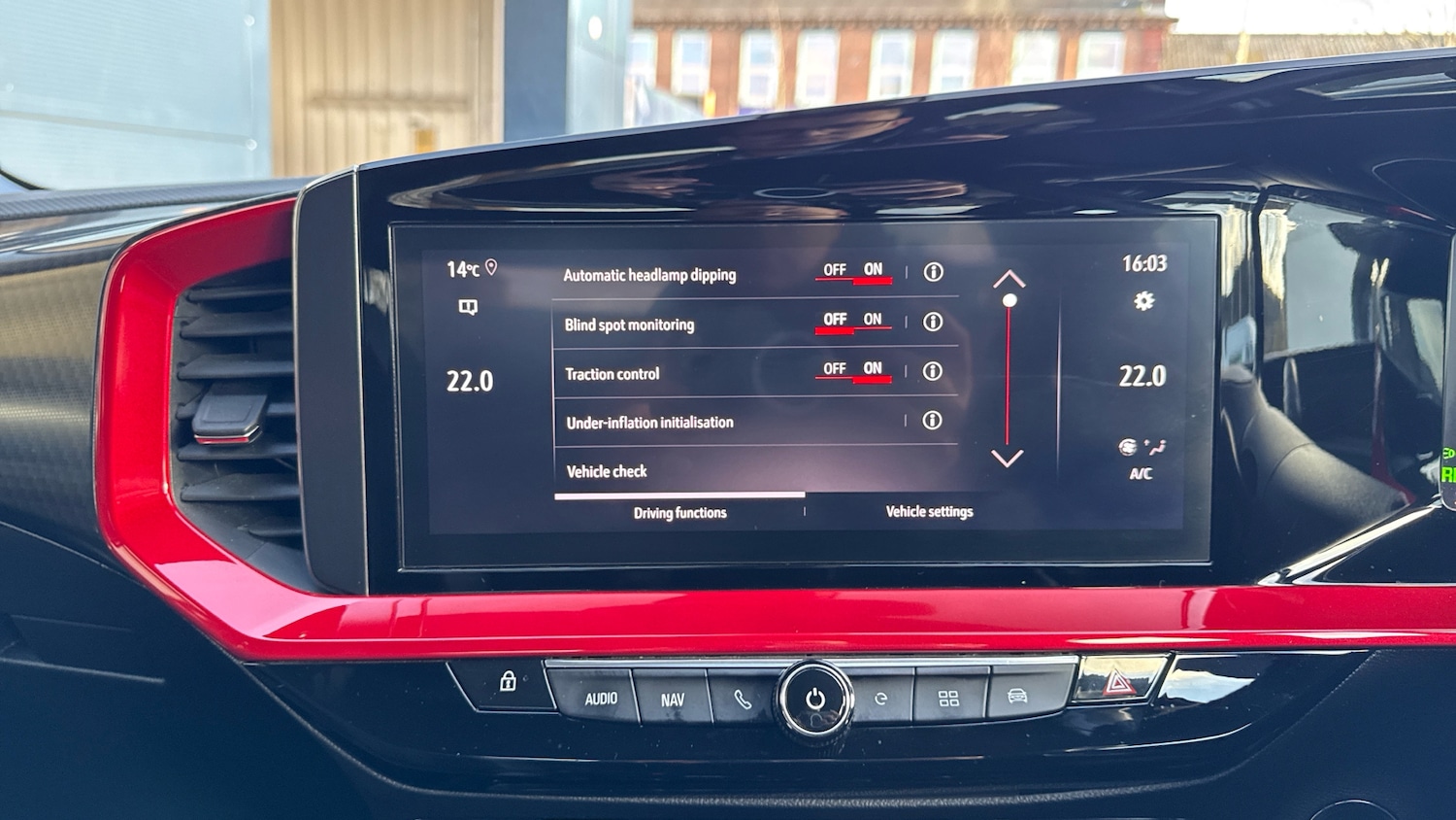 Used Vauxhall Mokka Electric 2021 for sale - 77659656: Photo 30