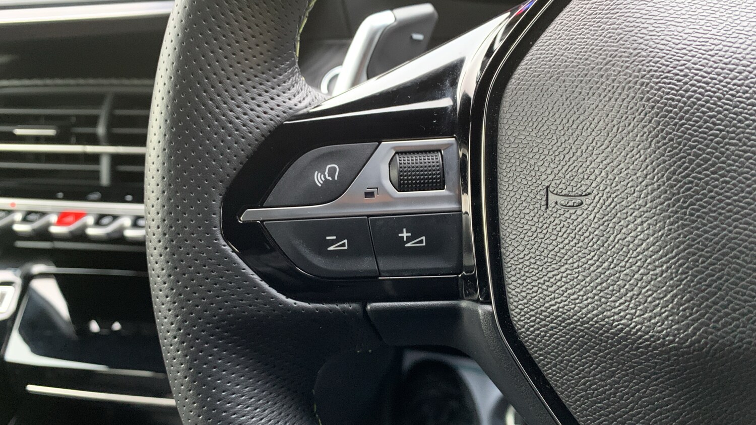 Used Peugeot 208 2025 for sale - 76690702: Photo 24