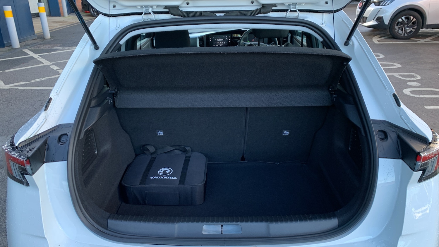 Used Vauxhall Mokka Electric 2022 for sale - 76772605: Photo 20