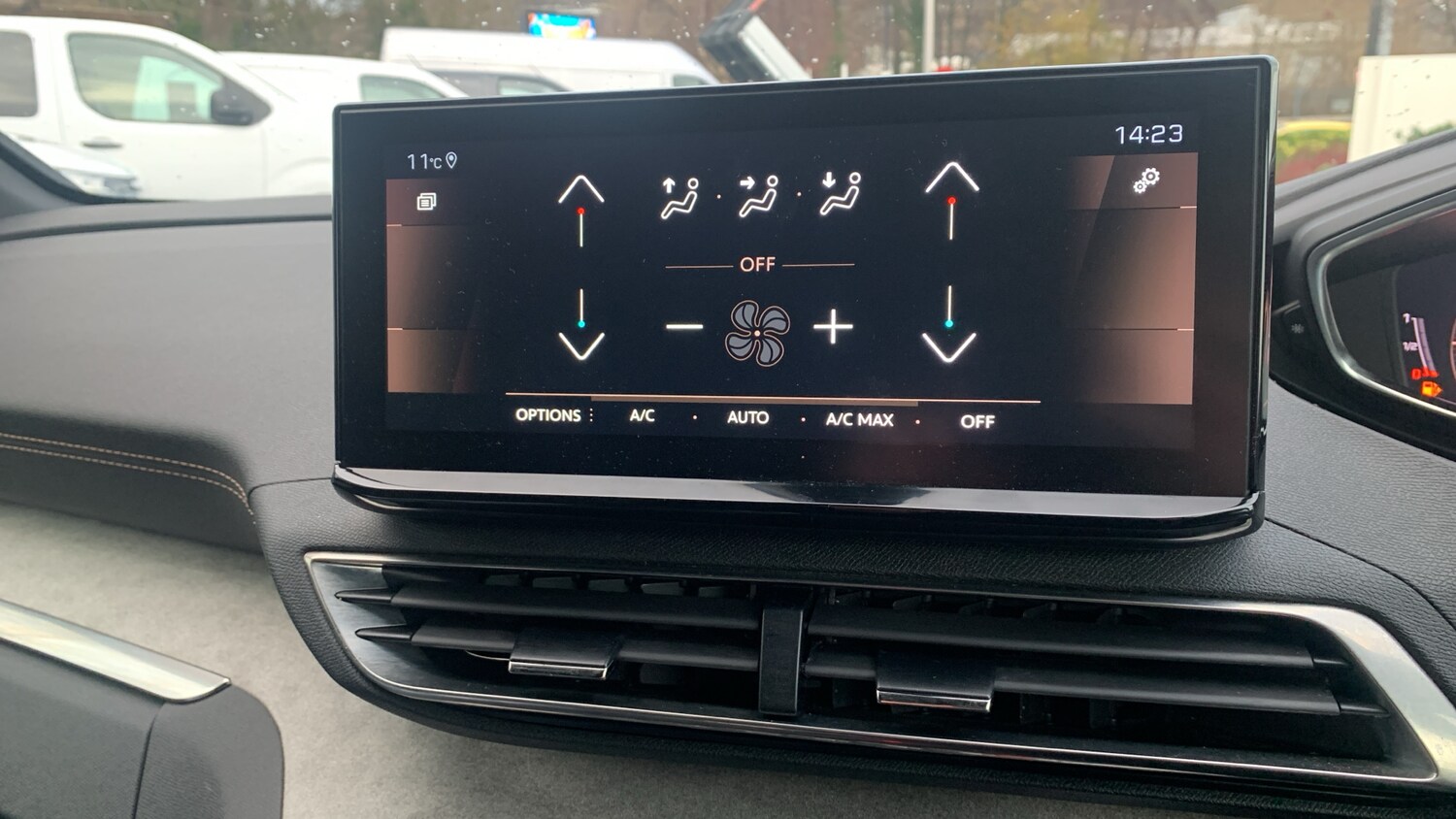 Used Peugeot 3008 2021 for sale - 76840379: Photo 30