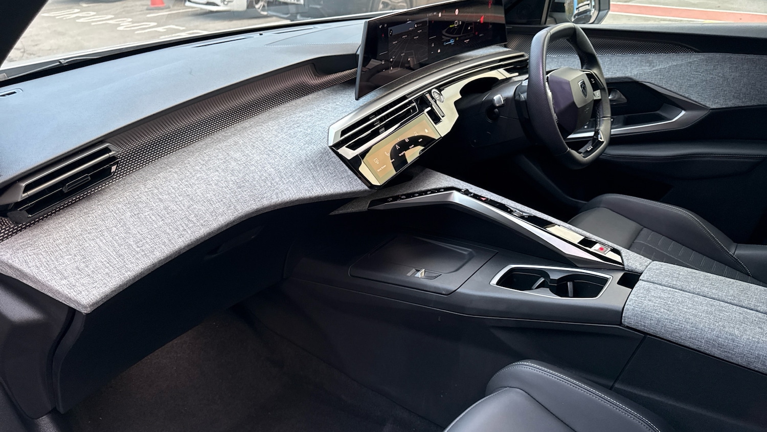 Used Peugeot 3008 2025 for sale - 76840366: Photo 12