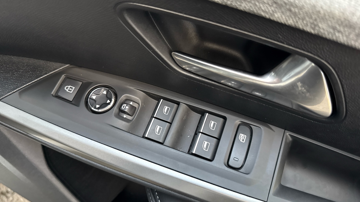 Used Peugeot 3008 2025 for sale - 76840366: Photo 22