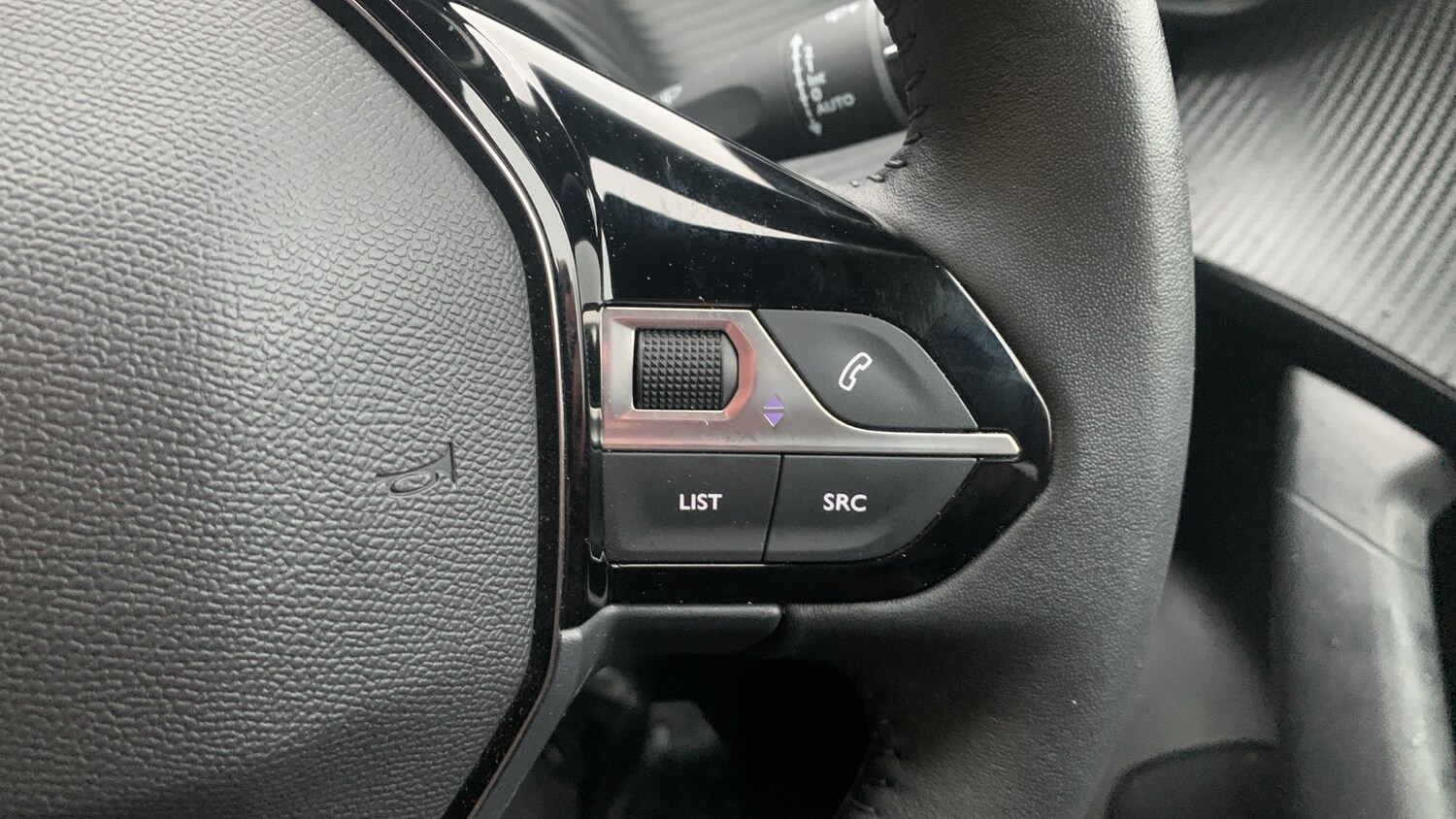 Used Peugeot 2008 2024 for sale - 77388246: Photo 24