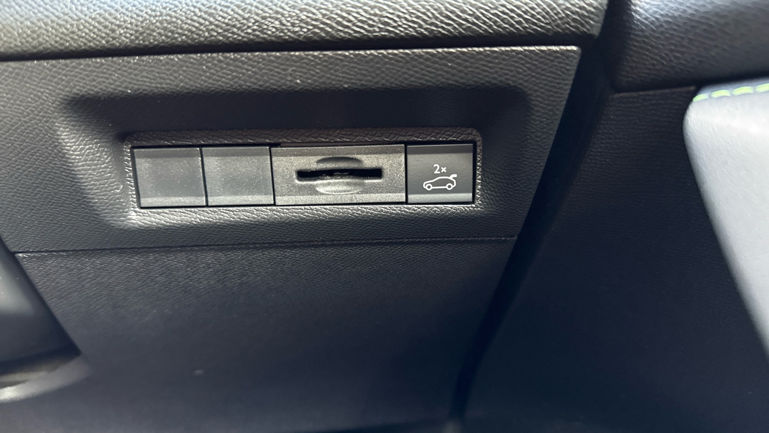 Used Peugeot 408 2023 for sale - 77292642: Photo 34