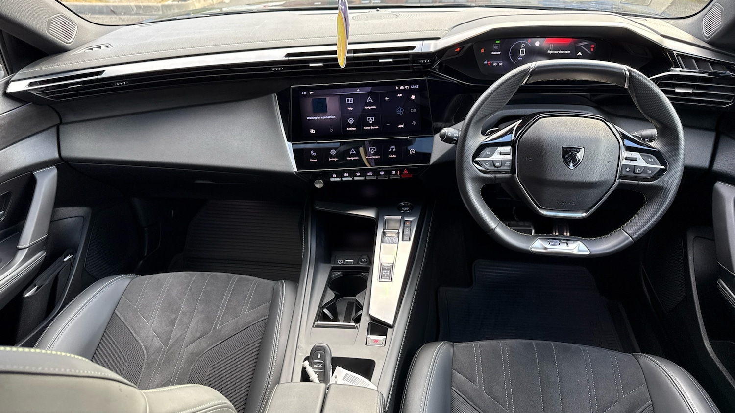 Used Peugeot 408 2023 for sale - 77292642: Photo 5