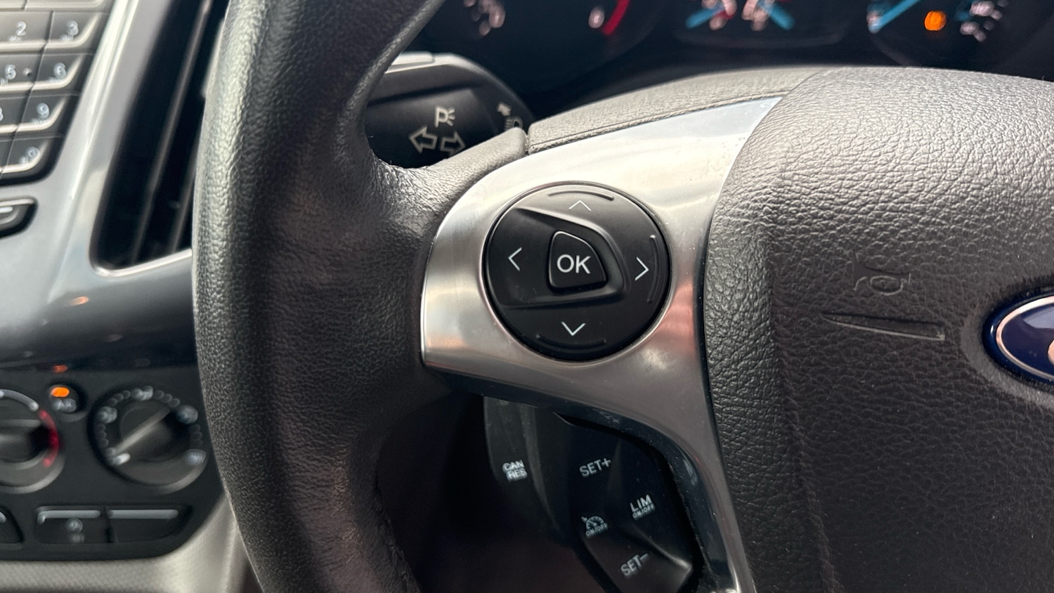 Used Ford Grand Tourneo Connect 2018 for sale - 75979401: Photo 23