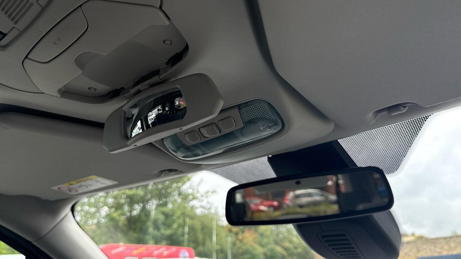 Used Ford Grand Tourneo Connect 2018 for sale - 75979401: Photo 32