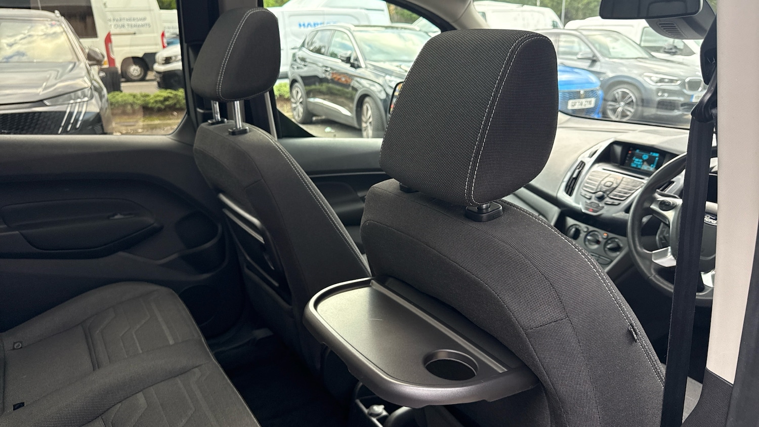 Used Ford Grand Tourneo Connect 2018 for sale - 75979401: Photo 34