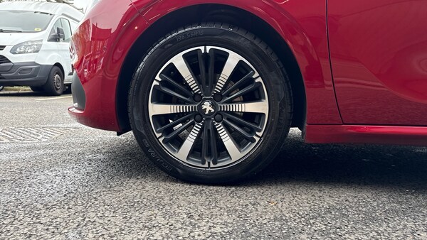 Used Peugeot 208 2019 for sale - 76248399: Photo 17