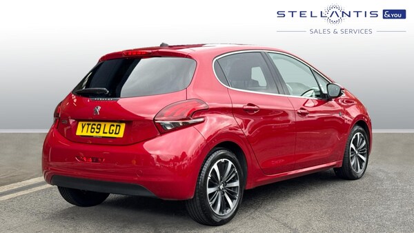 Used Peugeot 208 2019 for sale - 76248399: Photo 3