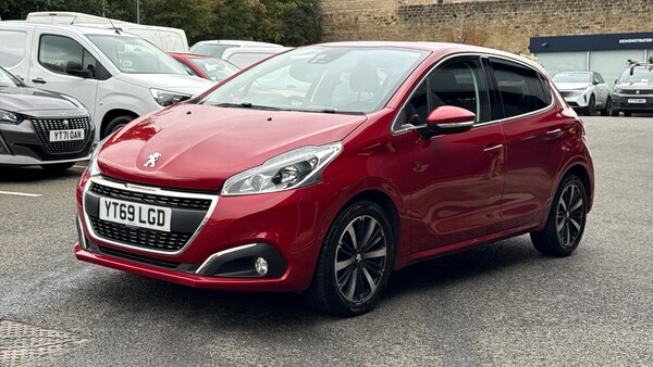 Used Peugeot 208 2019 for sale - 76248399: Photo 7