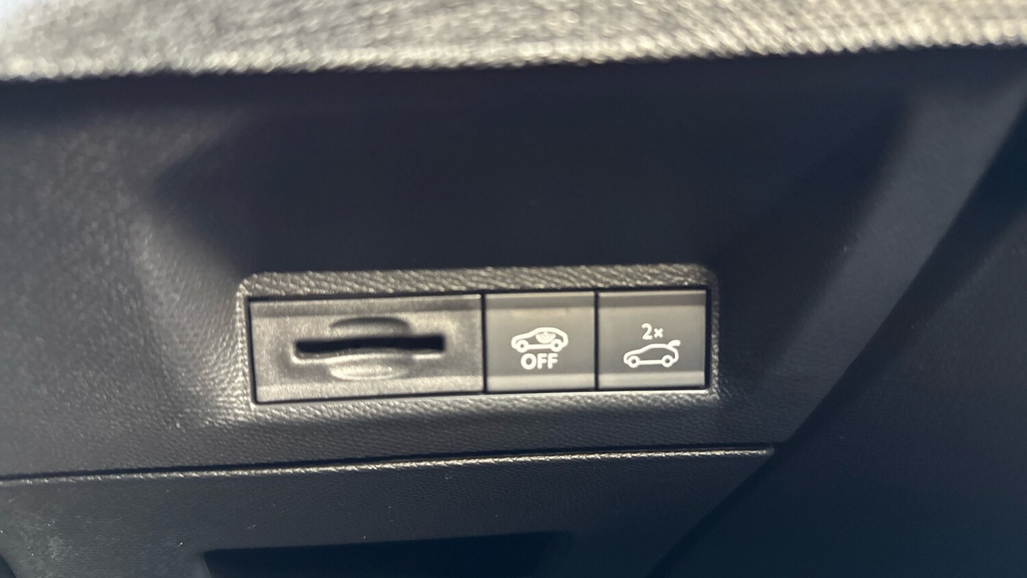 Used Peugeot 3008 2025 for sale - 76840368: Photo 30