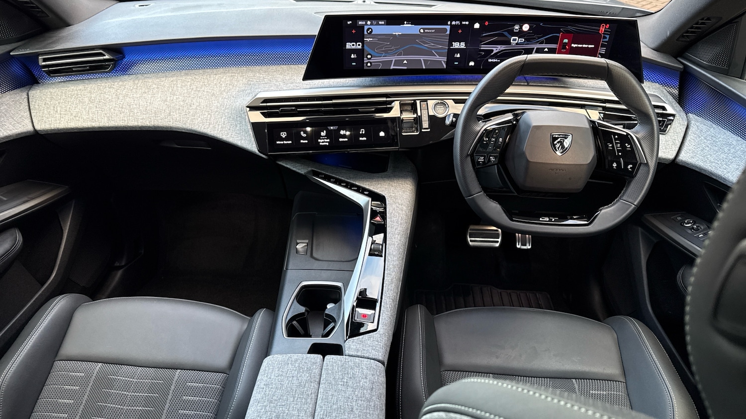 Used Peugeot 3008 2025 for sale - 76840368: Photo 4