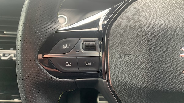 Used Peugeot 208 2021 for sale - 76248390: Photo 23