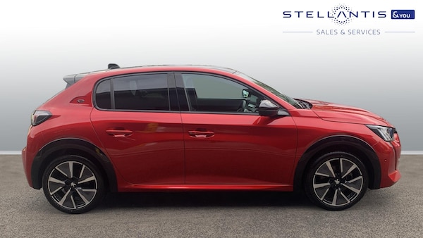 Used Peugeot 208 2021 for sale - 76248390: Photo 2