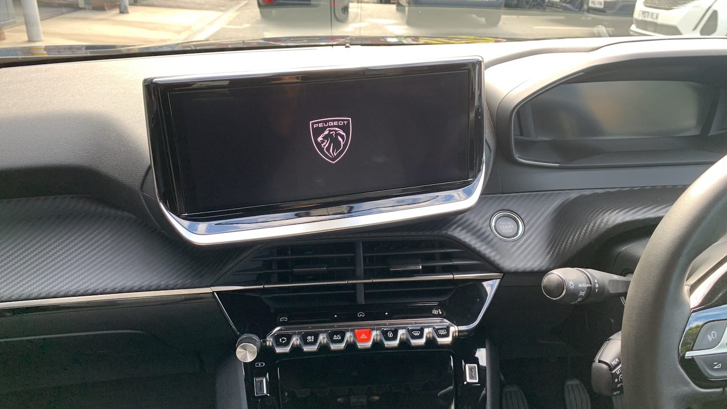 Used Peugeot 2008 2024 for sale - 75992288: Photo 10