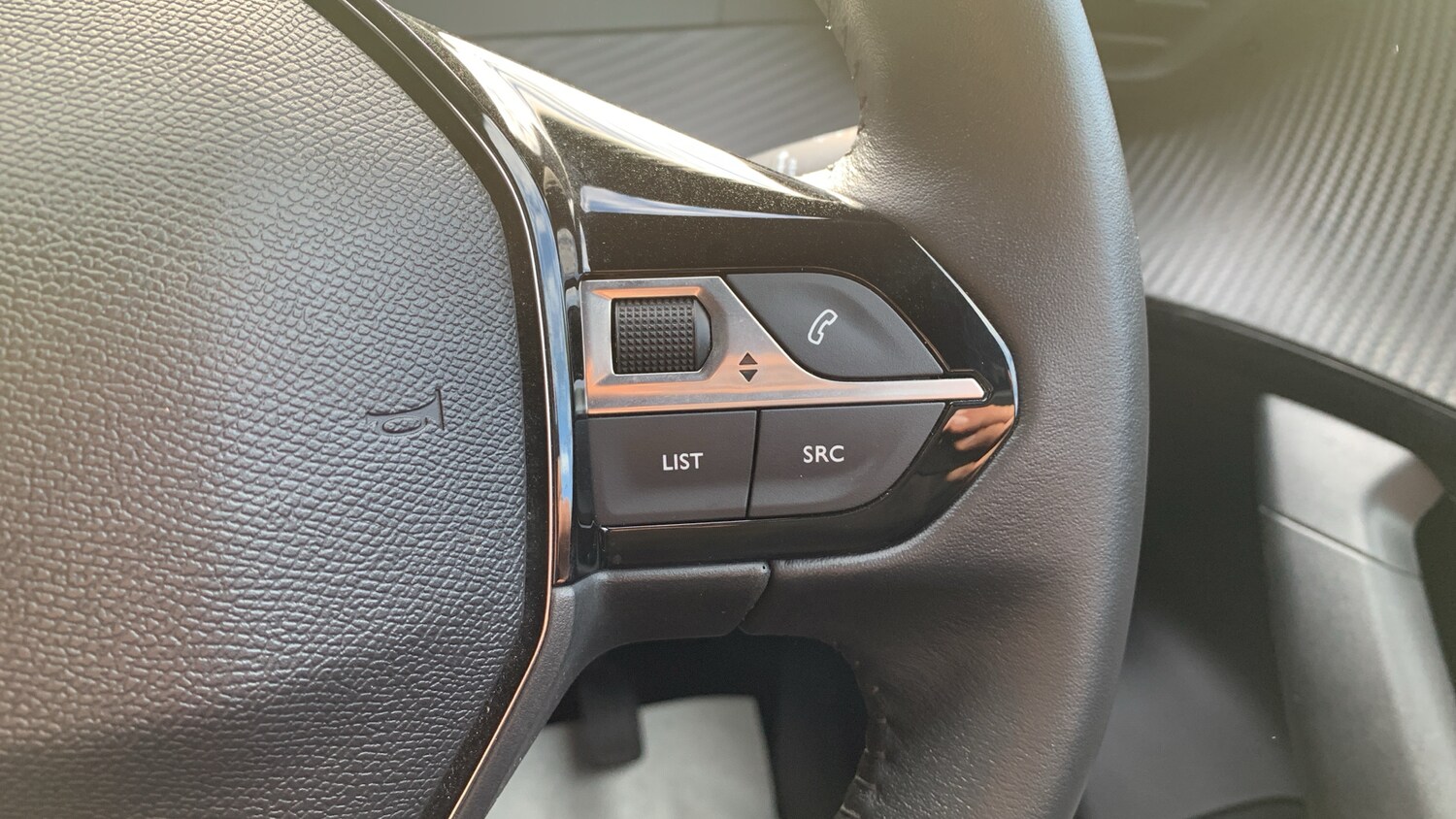 Used Peugeot 2008 2024 for sale - 75992288: Photo 24